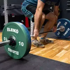 Jak połączyć crossfit z siłownią, by uniknąć kontuzji i przetrenowania