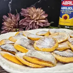 Deliciosas rodajas de calabaza al horno, espolvoreadas con azúcar glas. Un postre casero perfecto.