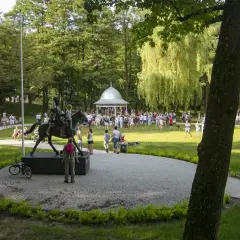 Park Oruński Gdańsk: Odkryj atrakcje i sekrety tej zielonej oazy