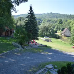 Bacówka Giemzików: Agroturystyka z balią i widokiem na Góry Opawskie