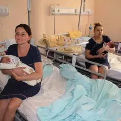 Ile kosztuje poród w Polsce? NFZ vs. prywatna klinika pełny kosztorys