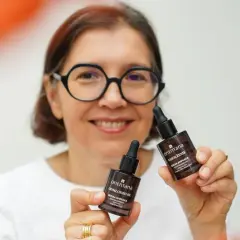 Jak dbać o cerę po 35? Skuteczna rutyna i składniki anti-aging