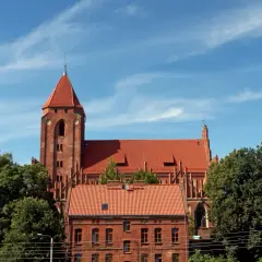 Najciekawsze atrakcje w Ornecie, które musisz zobaczyć