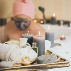 Jakie ozdoby do łazienki? Odmień ją w domowe SPA!