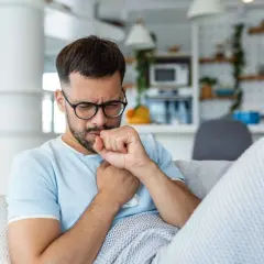 Jakie leki na krztusiec? Skuteczne terapie i ważne informacje