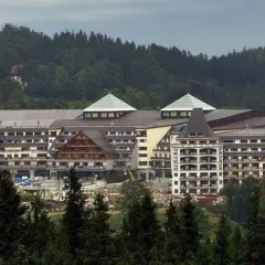 Hotel Gołębiewski Karpacz - Kiedy powstał i jakie miał trudności?