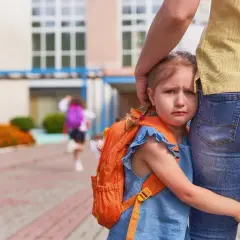 Kiedy oddać dziecko do żłobka, aby uniknąć stresu i problemów?