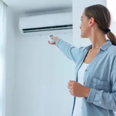 Klimatyzator z zamrażarki: Czy to działa? Bezpieczeństwo i efekty DIY