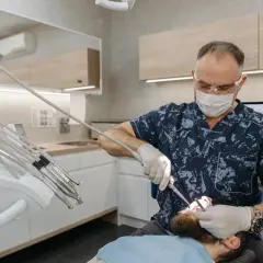 Ile działa znieczulenie u dentysty? Czas, czynniki, wskazówki