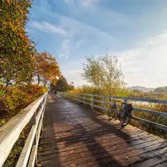 Ile kilometrów z Mielna do Kołobrzegu? Sprawdź różne trasy i odległości