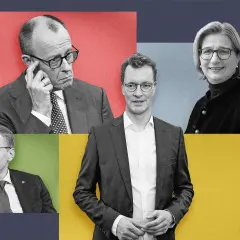 Vier Politiker, die über die Deutschland Koalition diskutieren.