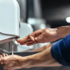 Pompka do mydła nie działa? Szybka naprawa DIY i oszczędność!