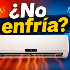 ¿El aire no enfría? Un aire acondicionado muestra 24°C y un termómetro marca alta temperatura.