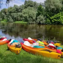 Spływy kajakowe Lubelszczyzna: Przewodnik po trasach i kosztach
