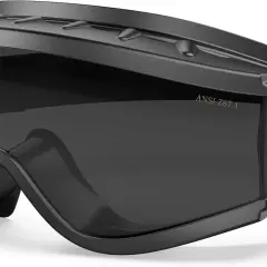 Gafas de protección airsoft negras, con lente ahumada y banda ajustable. Ideales para proteger tus ojos en cualquier partida.
