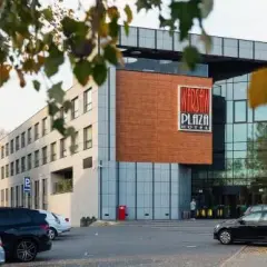 Ile kosztuje noc w hotelu Plaza? Zaskakujące ceny i opcje noclegów