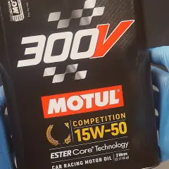 Motul 300V 15W50: Pełna analiza i jak rozpoznać oryginał?