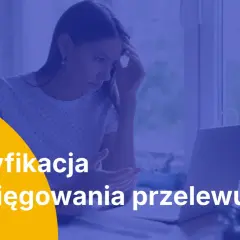 Zmartwiona kobieta przy laptopie. Jak sprawdzić czy przelew doszedł? Weryfikacja zaksięgowania przelewu.