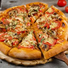 Ile kalorii ma pizza? Odkryj zaskakujące wartości kaloryczne