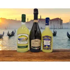 Weneckie gondole i zachód słońca tworzą tło dla butelek limoncello i prosecco, idealnych na orzeźwiający limoncello spritz.