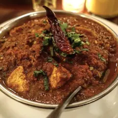 Phall Curry: Najostrzejsze curry świata? Poznaj piekielne sekrety!