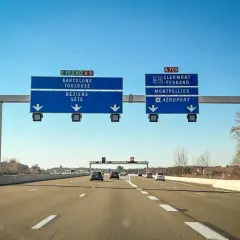 Jakie państwa mijasz podróżując z Polski do Hiszpanii? Sprawdź trasy