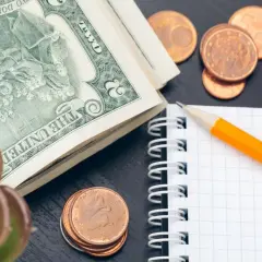Kto płaci składki ZUS podczas urlopu wychowawczego? Sprawdź!