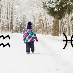 Dziecko w zimowym parku, obok symbole Wodnika i Ryb, sugerujące luty znak zodiaku.
