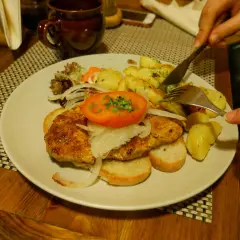Bacówka u Józka w Jaszczurówce: co zjeść, zobaczyć, kupić?