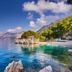 Makarska: Co zwiedzić? Najlepsze miejsca, plaże i Skywalk