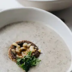 Perfekcyjna zupa grzybowa? Odkryj przepis bez błędów!