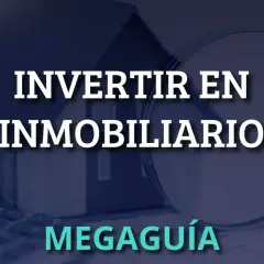 Guía para invertir en inmuebles para alquilar. Casa, lupa y calculadora sugieren análisis y estrategia.
