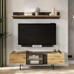 Nowoczesna szafka RTV z drewnianymi frontami i czarnym blatem to idealne rozwiązanie, co postawić pod wiszący telewizor.