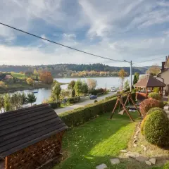 Dolnośląskie domki nad jeziorem: Jak znaleźć i zaoszczędzić?
