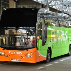 Młociny Flixbus: Jak łatwo znaleźć przystanek i uniknąć stresu?