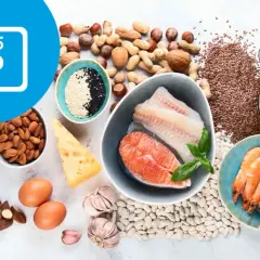 Bogactwo produktów bogatych w **fosfor**: ryby, krewetki, orzechy, nasiona, jaja, nabiał i fasola.