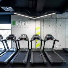 CrossFit Łódź: Jak wybrać najlepszy box? Ceny, oferty i porady