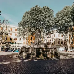 Fontana di Testaccio, un luogo da scoprire tra i palazzi gialli e gli alberi secolari. Ecco cosa vedere a Testaccio.