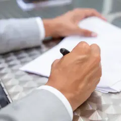 Gdzie zgłosić wynajem mieszkania, aby uniknąć kar i problemów?