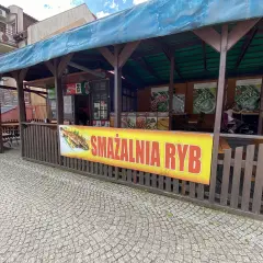 Augustów: Gdzie zjeść? Przewodnik po najlepszych smakach regionu!