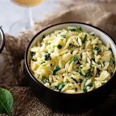 Makaron orzo: mały kształt, wielkie możliwości w Twojej kuchni!