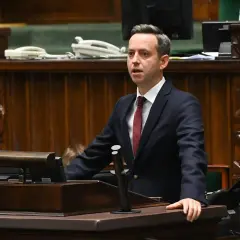 Co to jest konwent seniorów i jak wpływa na polski parlament?