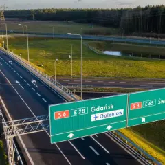 Droga S3 - najnowsze informacje: zielone tablice kierują do Gdańska, Świnoujścia i na lotnisko w Goleniowie.