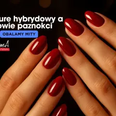 Dłonie z idealnym, ciemnoczerwonym manicurem hybrydowym na ciemnym tle.