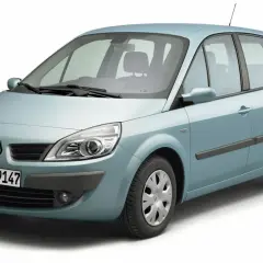 Ile pali Renault Scenic 1.6 benzyna? Odkryj realne spalanie i oszczędności
