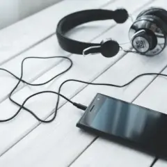Słuchawki do muzyki klasycznej: Jak wybrać ideał? Poradnik eksperta
