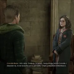 Dwóch uczniów rozmawia w Hogwarcie. Chcesz graj po polsku?