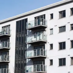 Kiedy wygasa członkostwo w spółdzielni mieszkaniowej i jak tego uniknąć