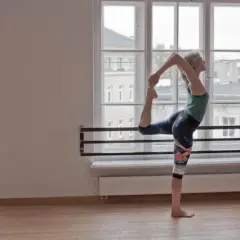 Joga czy pilates: Która forma aktywności przyniesie lepsze efekty?