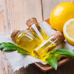 Jak zrobić olejek cytrynowy w domu - prosty przepis krok po kroku